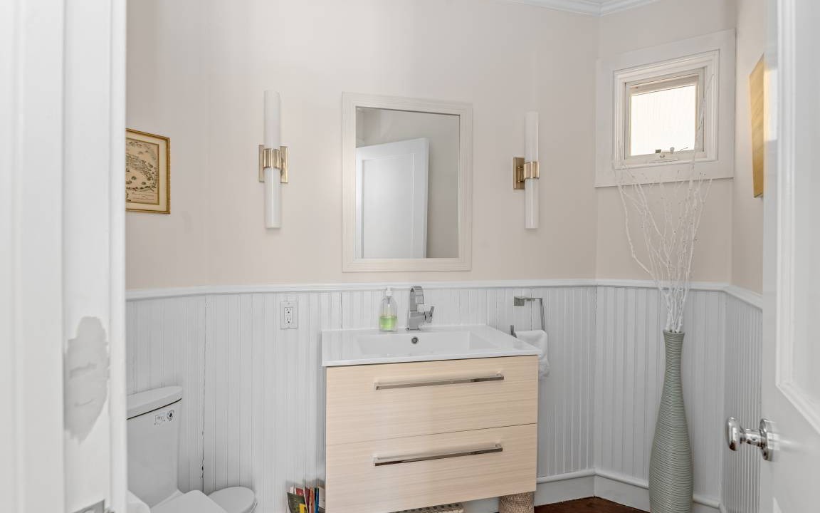 Photo of Bathroom in Remsenburg