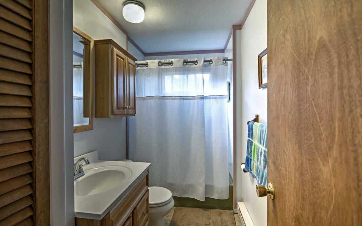 Photo of Bathroom in Hunter