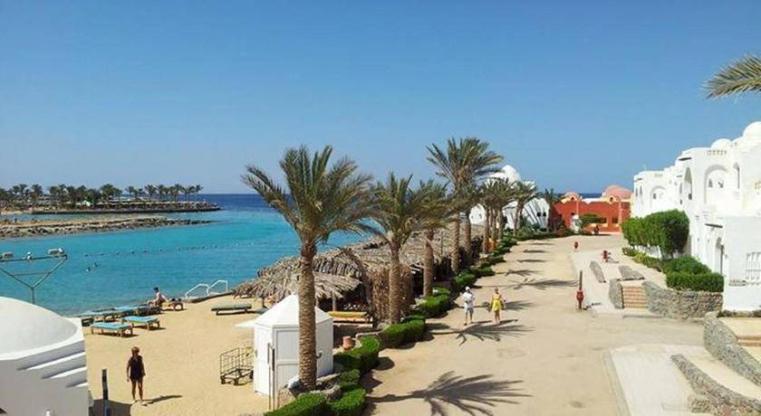 Photo of Others in Corniche Road-Dahar