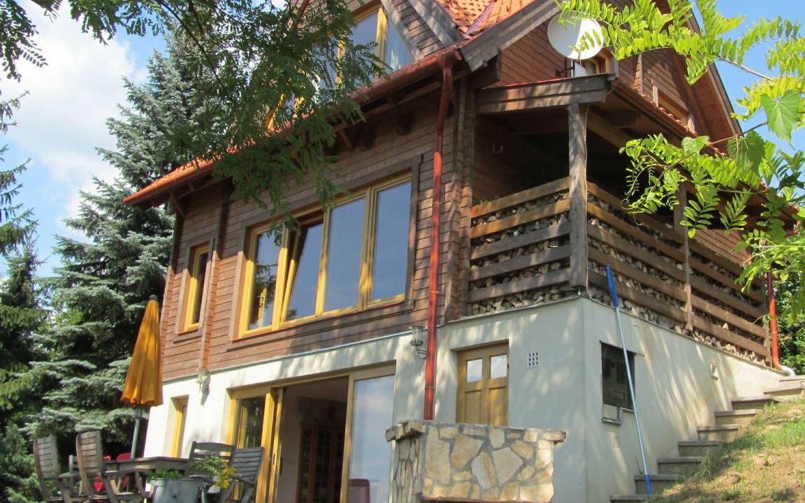 Photo of Buildings in Zebegeny