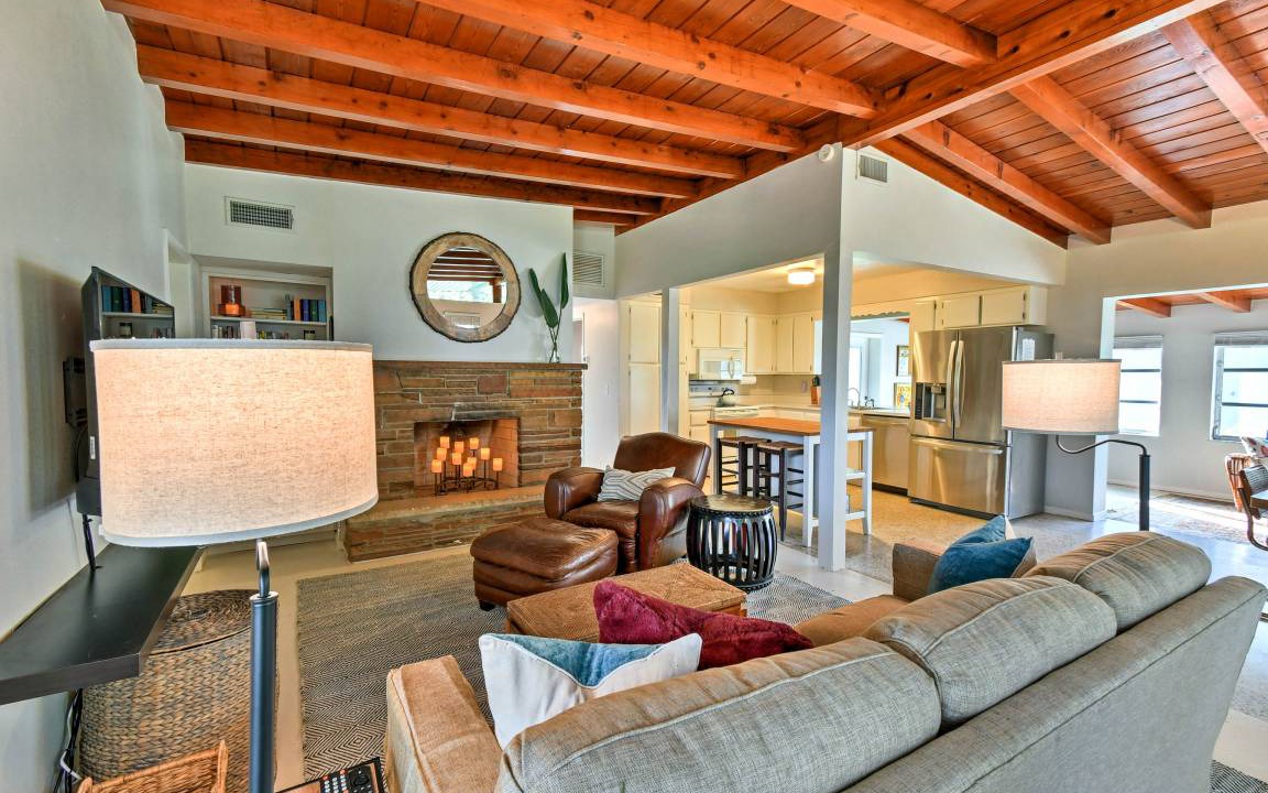 Photo of Livingroom in Laurel