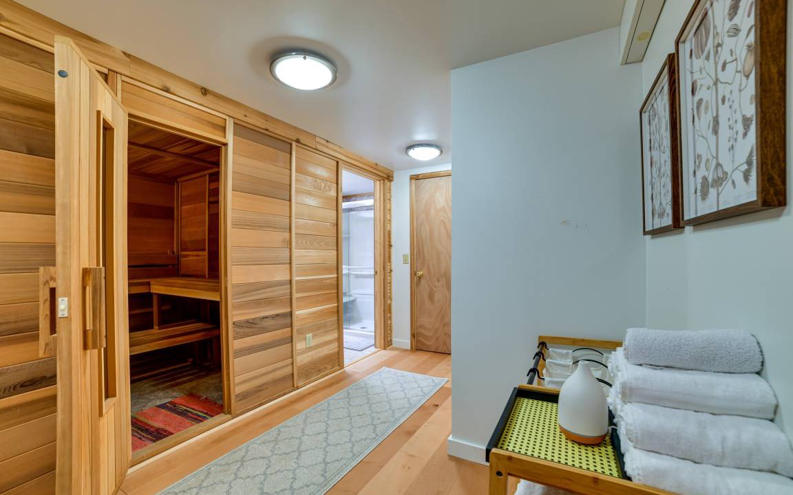 Photo of Livingroom in Bloomville