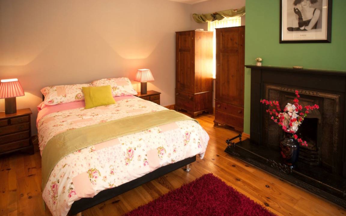 Photo of Bedroom in Letterfrack