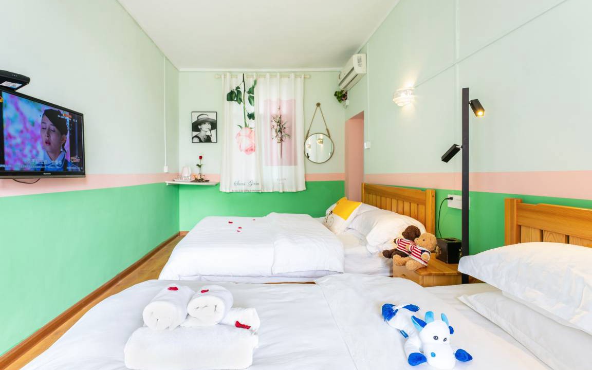 Photo of Bedroom in Yue Lu