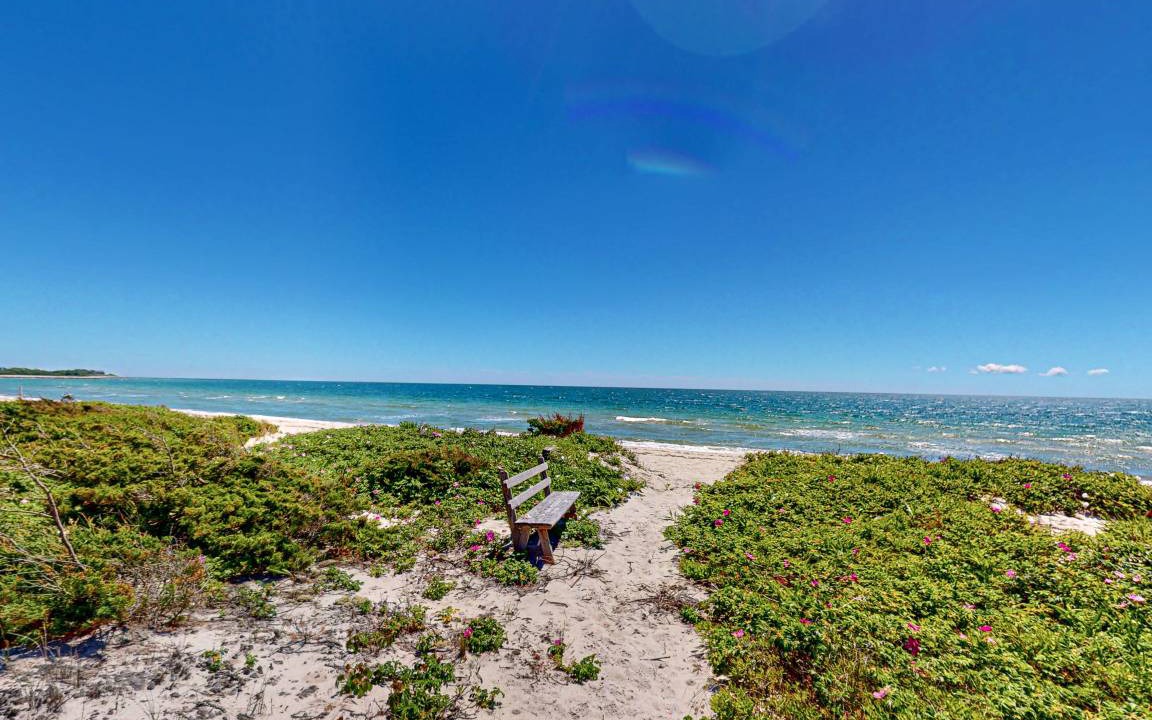 Photo of Others in West Hyannisport