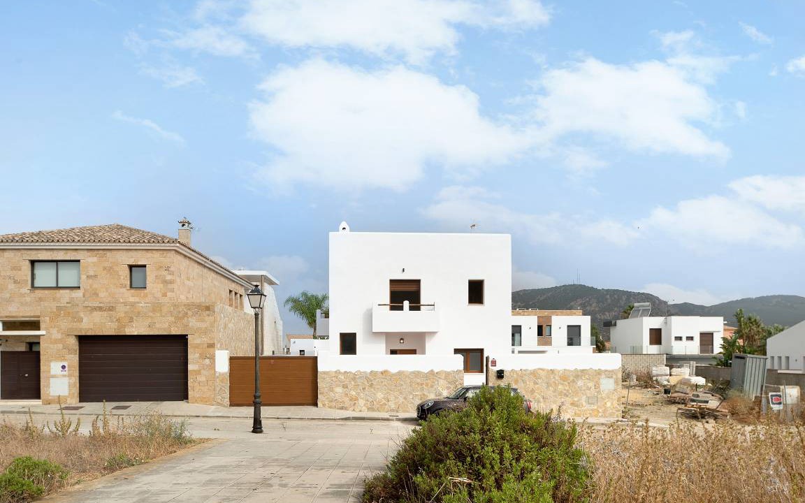 Photo of Others in Bolonia