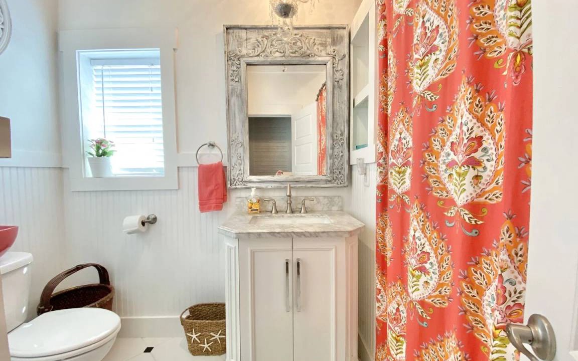 Photo of Bathroom in Laguna Beach Estates