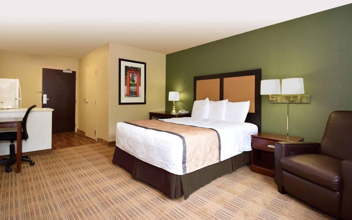 Photo of Bedroom in Lexington Park
