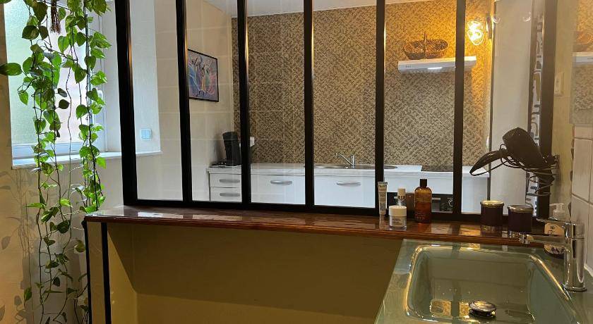 Photo of Bathroom in Loudeac