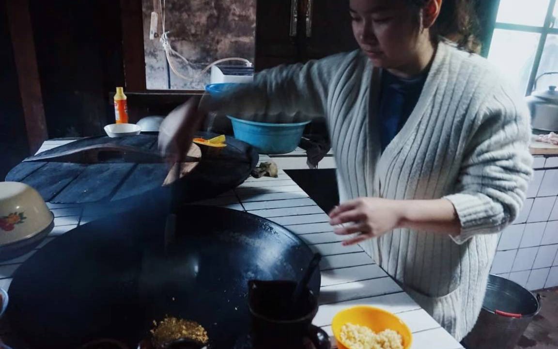 Photo of Human In Picture in Yongding