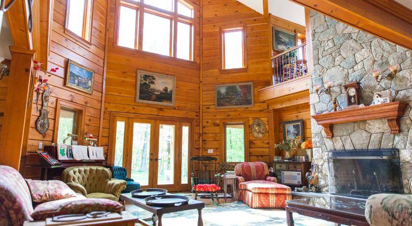 Photo of Livingroom in Bedford