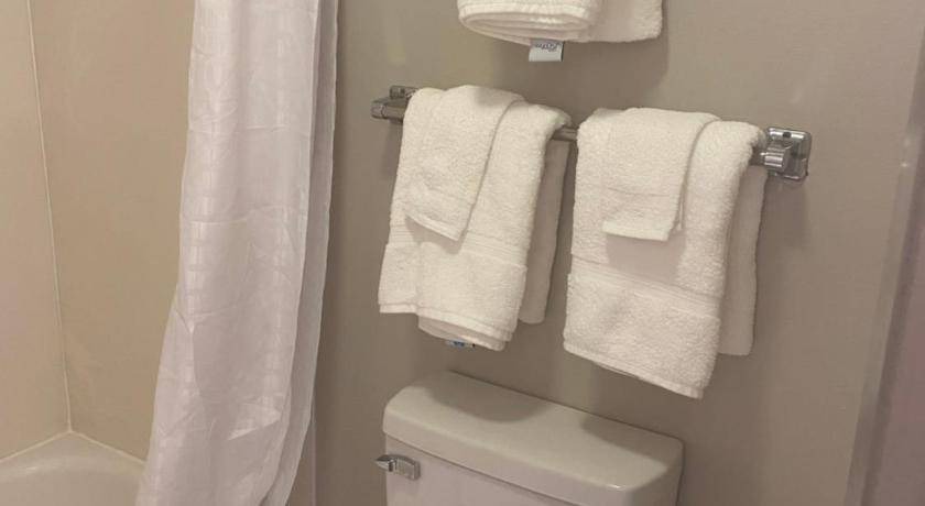 Photo of Bathroom in Lake City