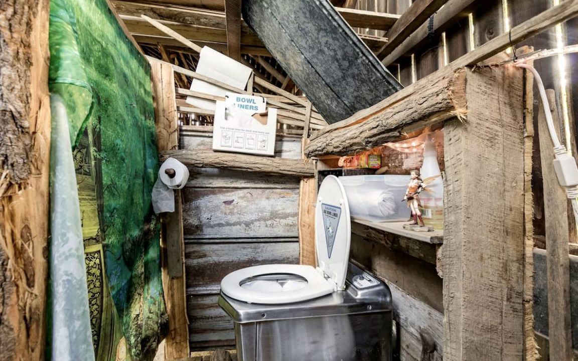 Photo of Bathroom in Brooksville