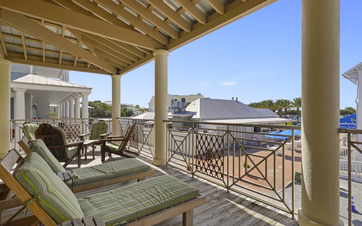 Photo of Patio Balcony in Seaside