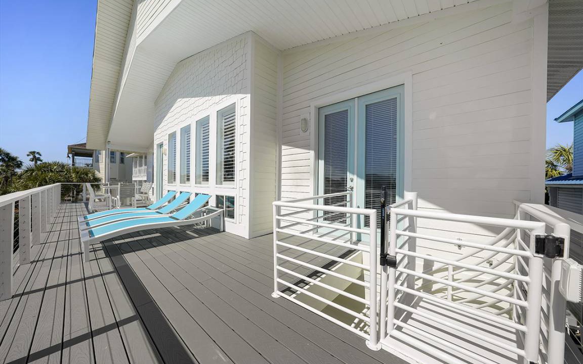 Photo of Patio Balcony in Crystal Shores