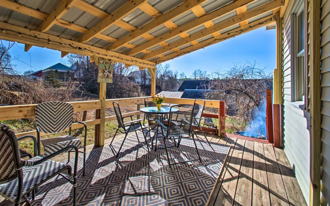 Photo of Patio Balcony in North Creek
