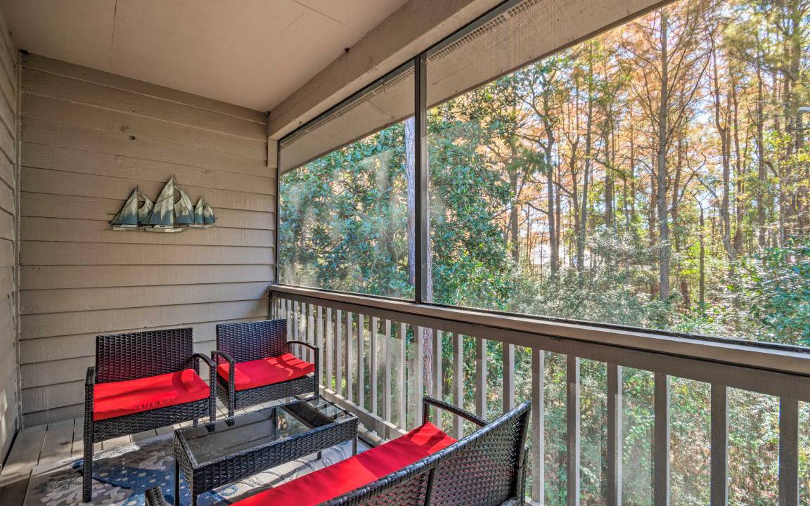 Photo of Patio Balcony in Cassine Village