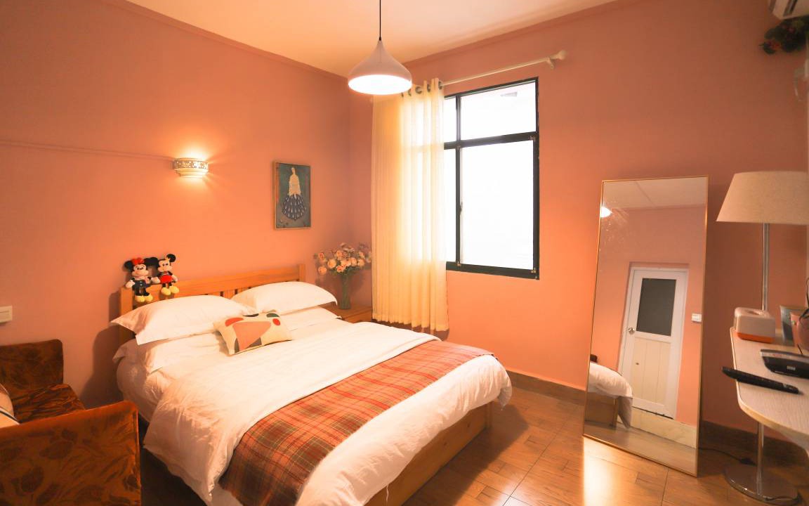 Photo of Bedroom in Yue Lu