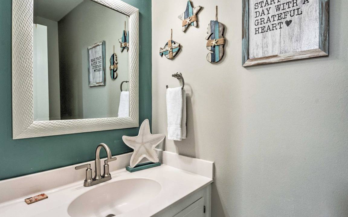 Photo of Bathroom in Cassine Village