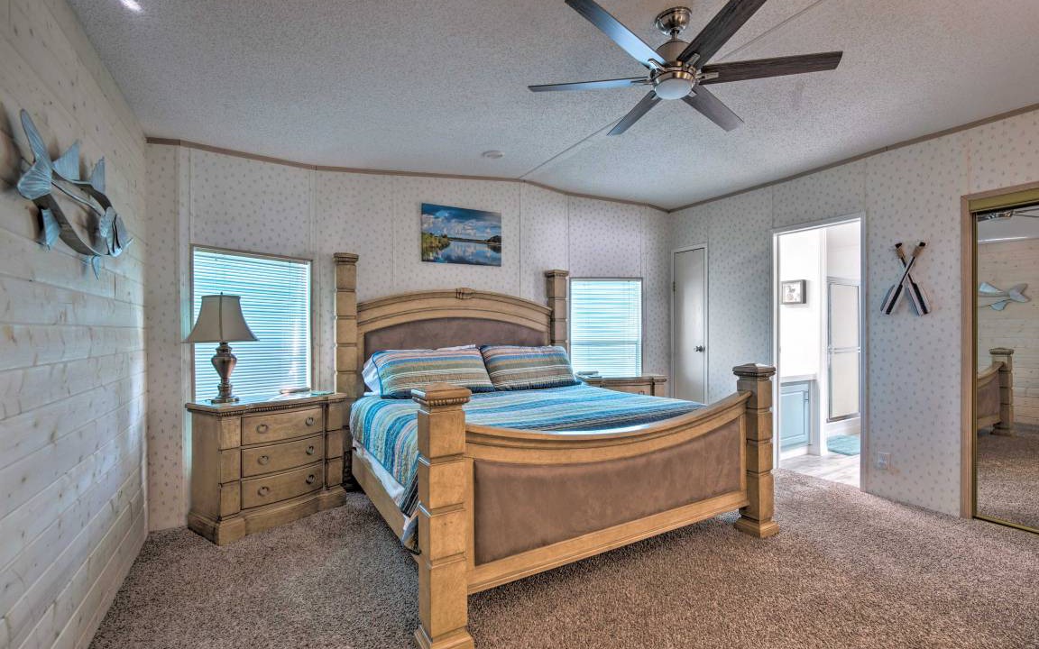 Photo of Bedroom in Homosassa