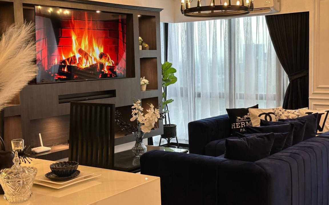 Photo of Livingroom in Downtown
