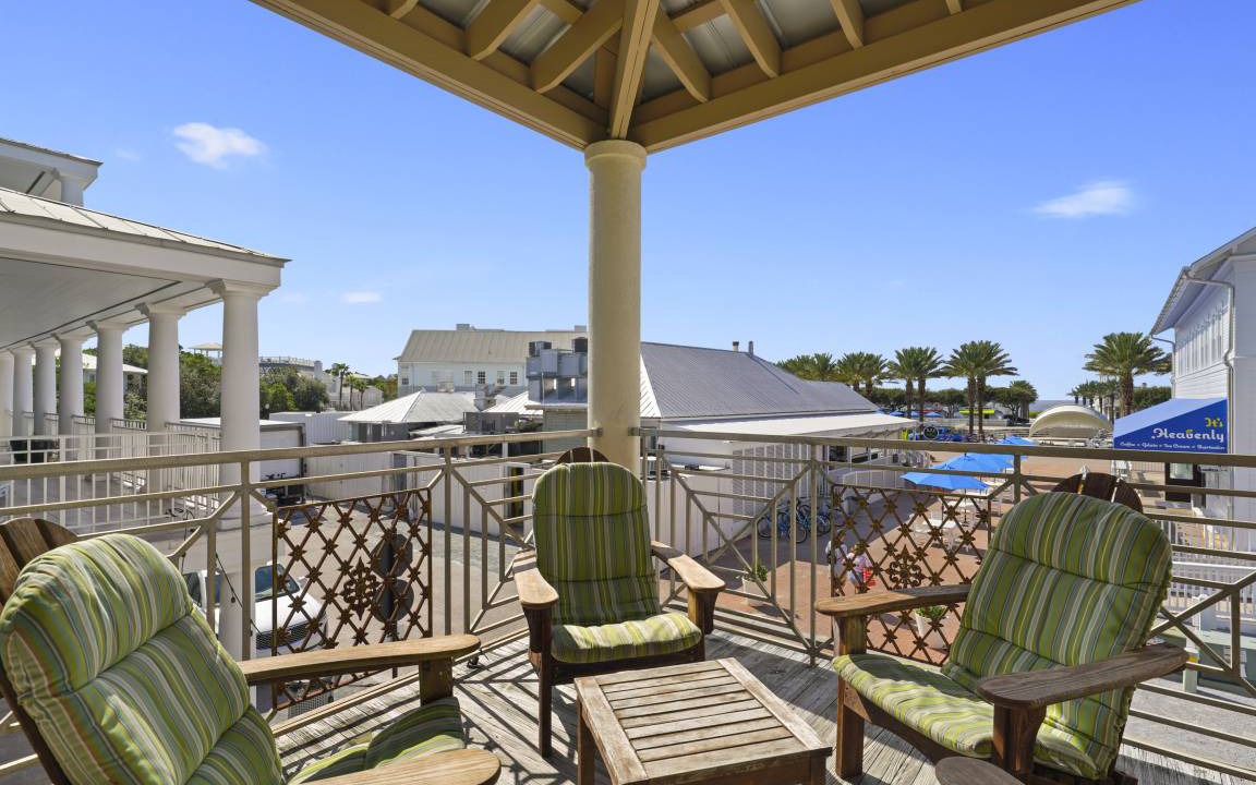 Photo of Patio Balcony in Seaside