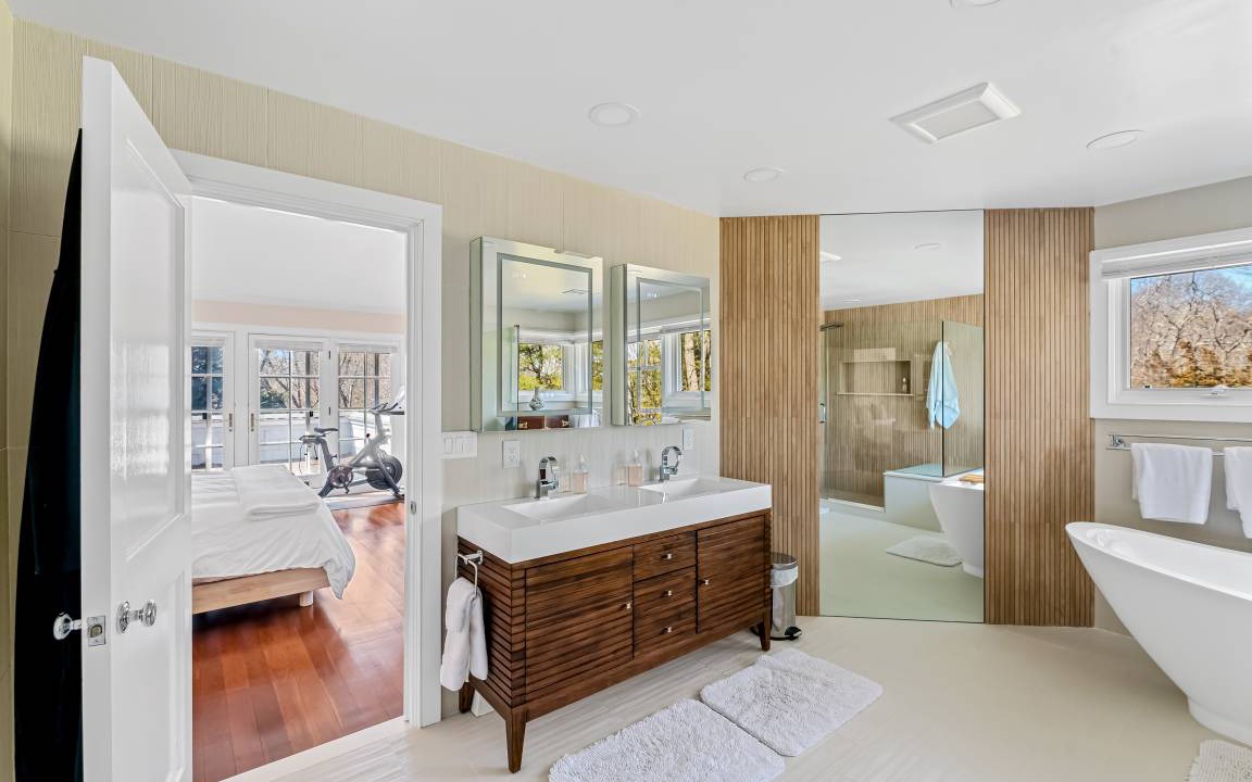 Photo of Bathroom in Remsenburg