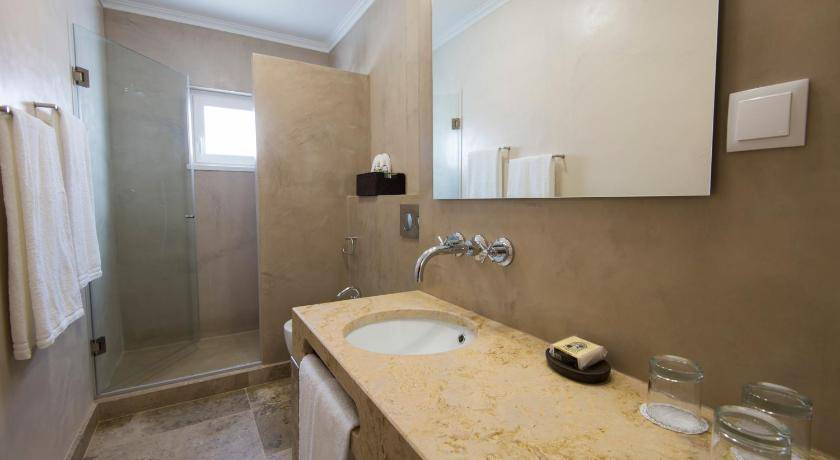 Photo of Bathroom in Vila Nova de Milfontes