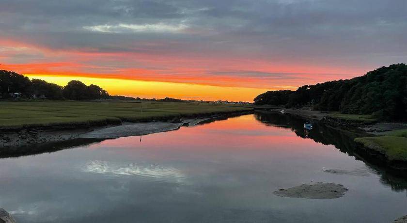 Photo of Others in West Barnstable