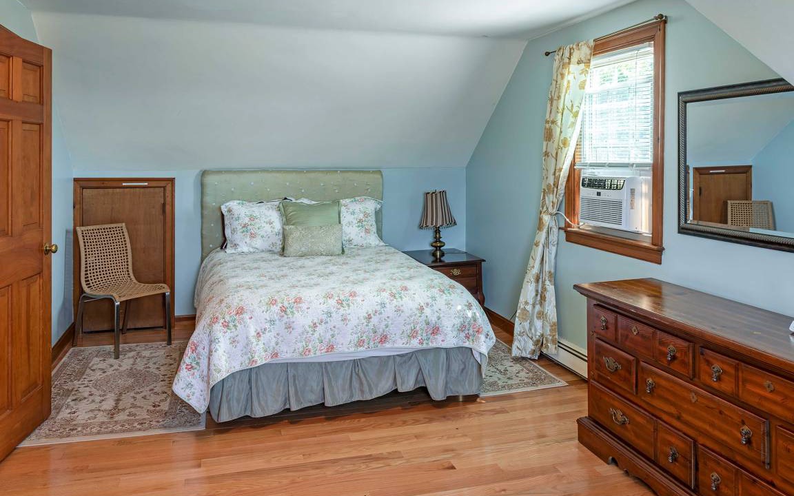 Photo of Bedroom in Barnstable County