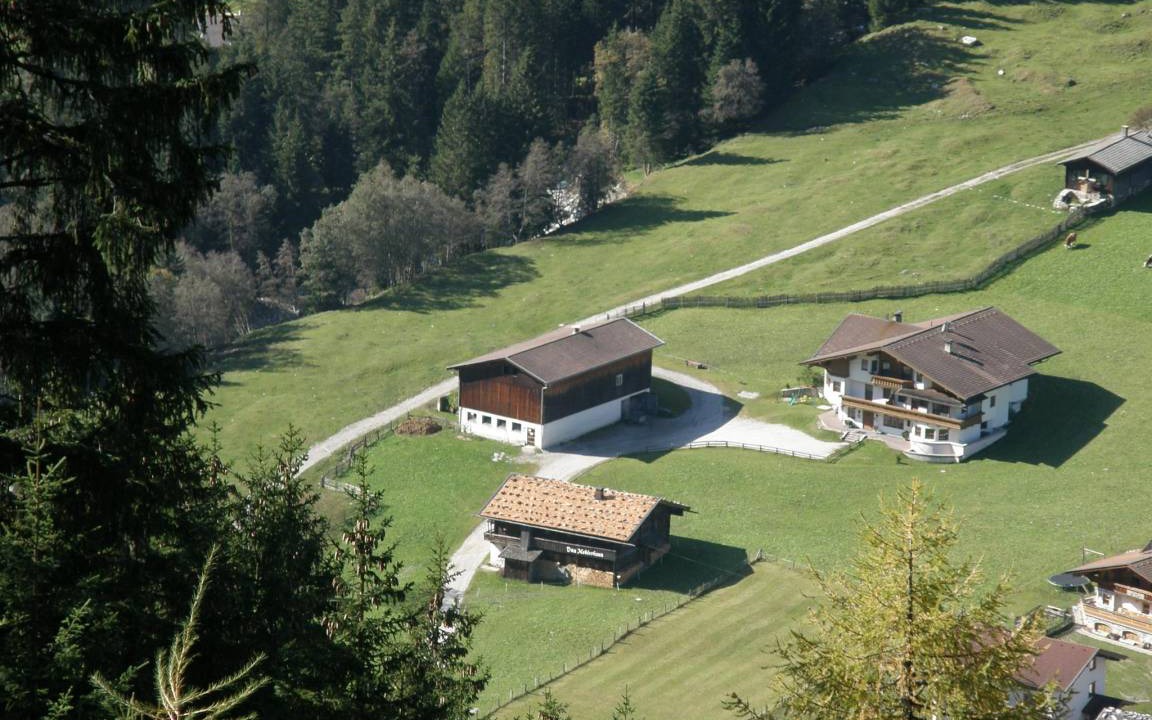 Photo of Others in Madseit