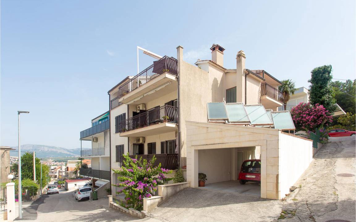 Photo of Buildings in Podstrana