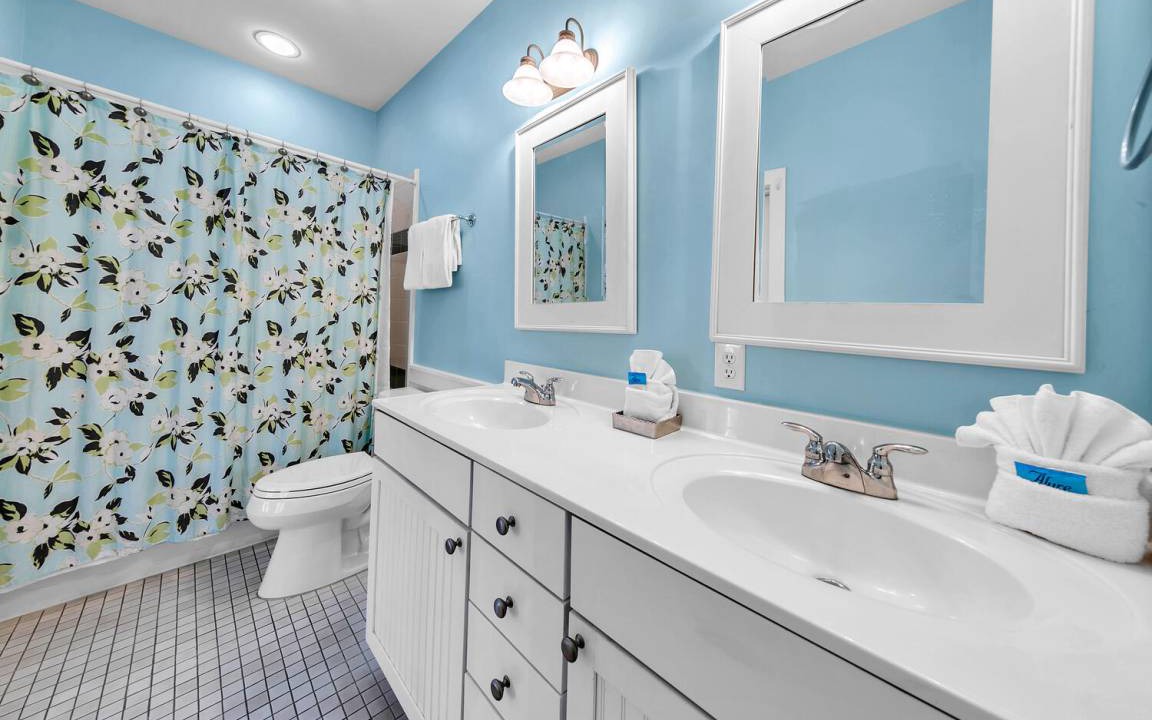 Photo of Bathroom in Seacrest