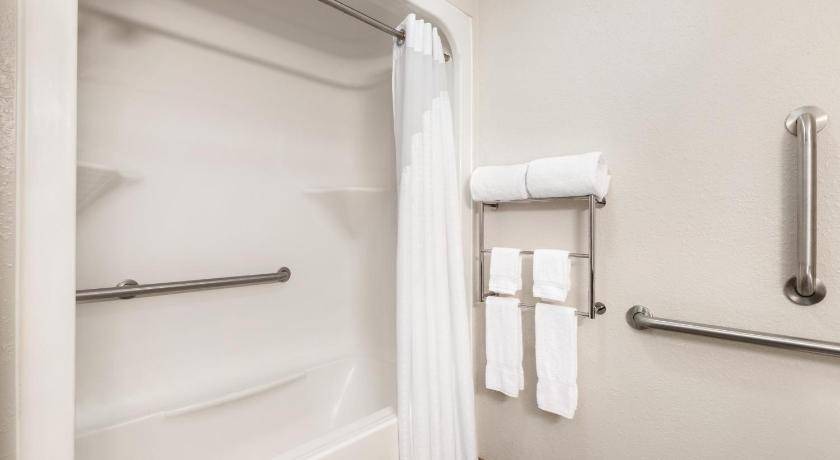 Photo of Bathroom in Pembroke Pines