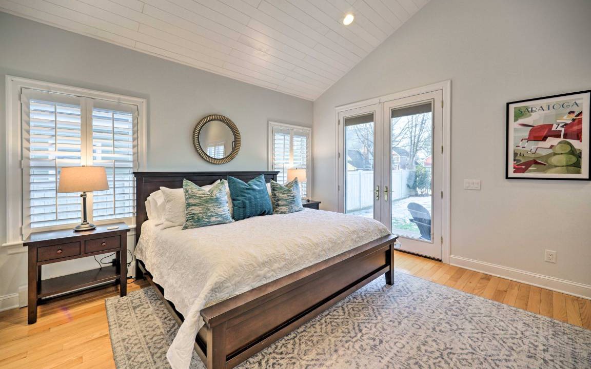 Photo of Bedroom in Saratoga Springs