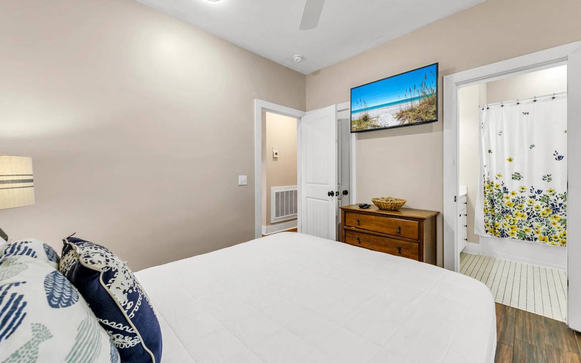 Photo of Bedroom in Seacrest