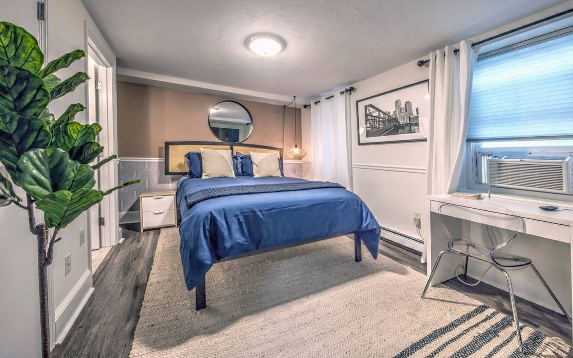 Photo of Bedroom in Shawmut
