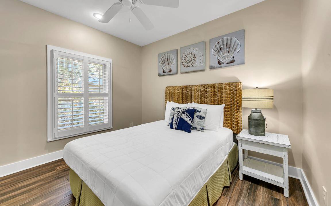 Photo of Bedroom in Seacrest
