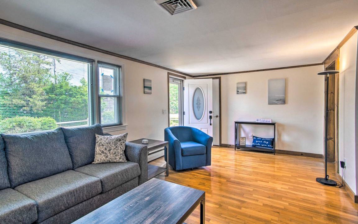 Photo of Livingroom in Dennis Port