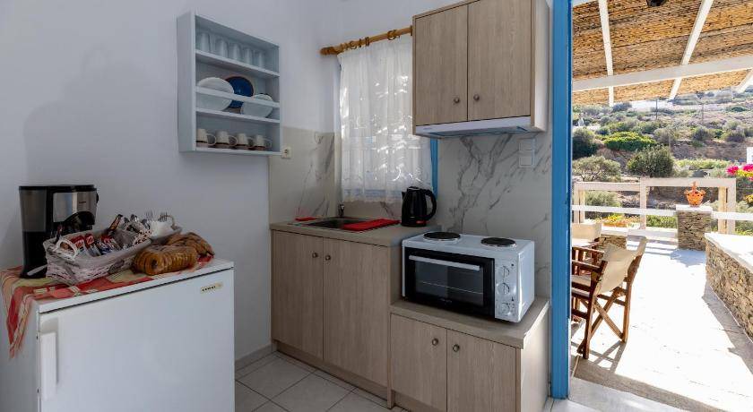 Photo of Kitchen in Platis Gialos