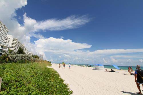 Photo of Outdoor in Mid Beach