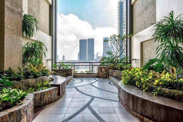 Photo of Patio Balcony in Highway Hills