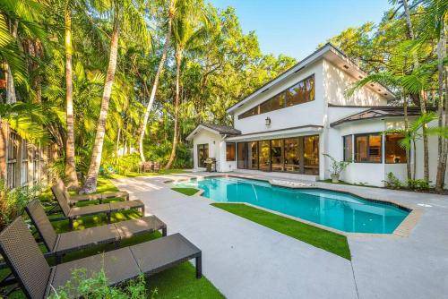 Photo of Others in Northeast Coconut Grove
