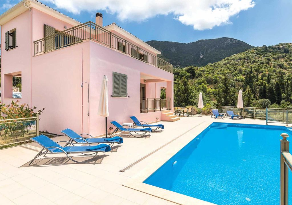 Photo of Outdoor in Mikros Gialos