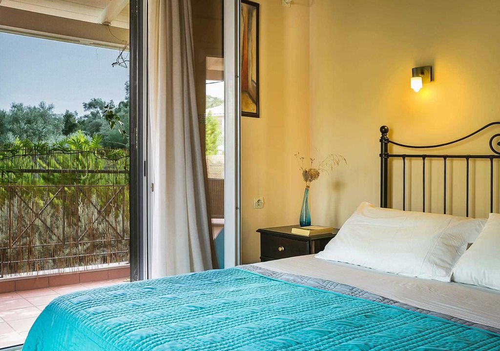 Photo of Bedroom in Mikros Gialos