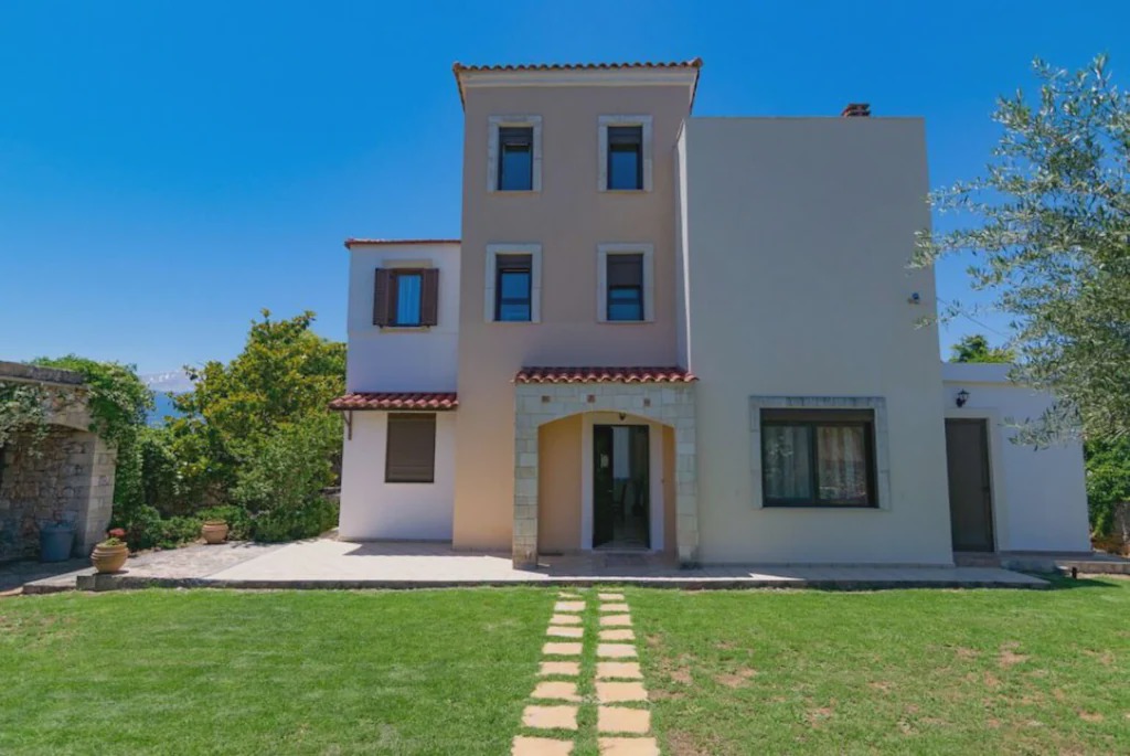 Photo of Buildings in Kefalas