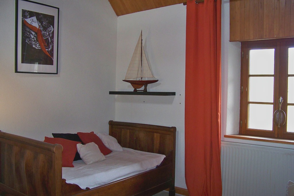 Photo of Bedroom in Larmor-Baden