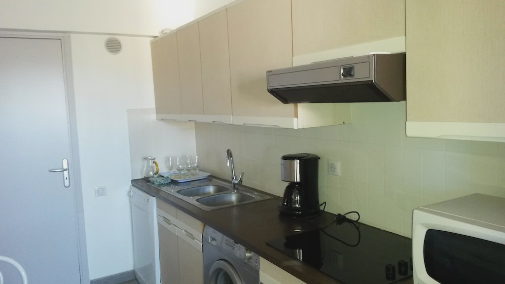 Photo of Kitchen in Sainte-Maxime City Centre