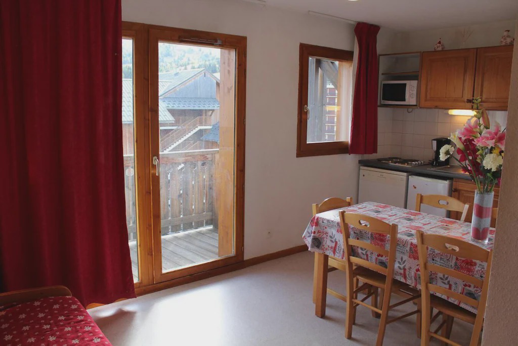 Photo of Livingroom in Saint-Etienne-en-Devoluy