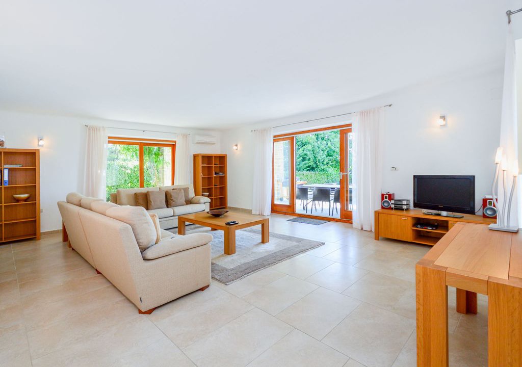 Photo of Livingroom in Baredine
